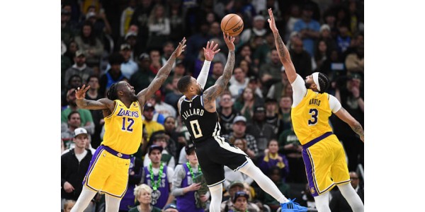 Crveni šešir LeBrona Jamesa donosi sreću